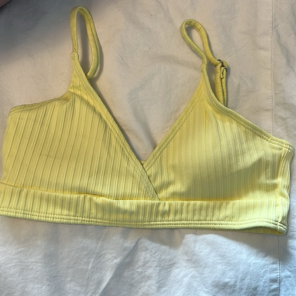 Brand new with packaging,  light yellow, girls bikini set. - Picture 2 of 3